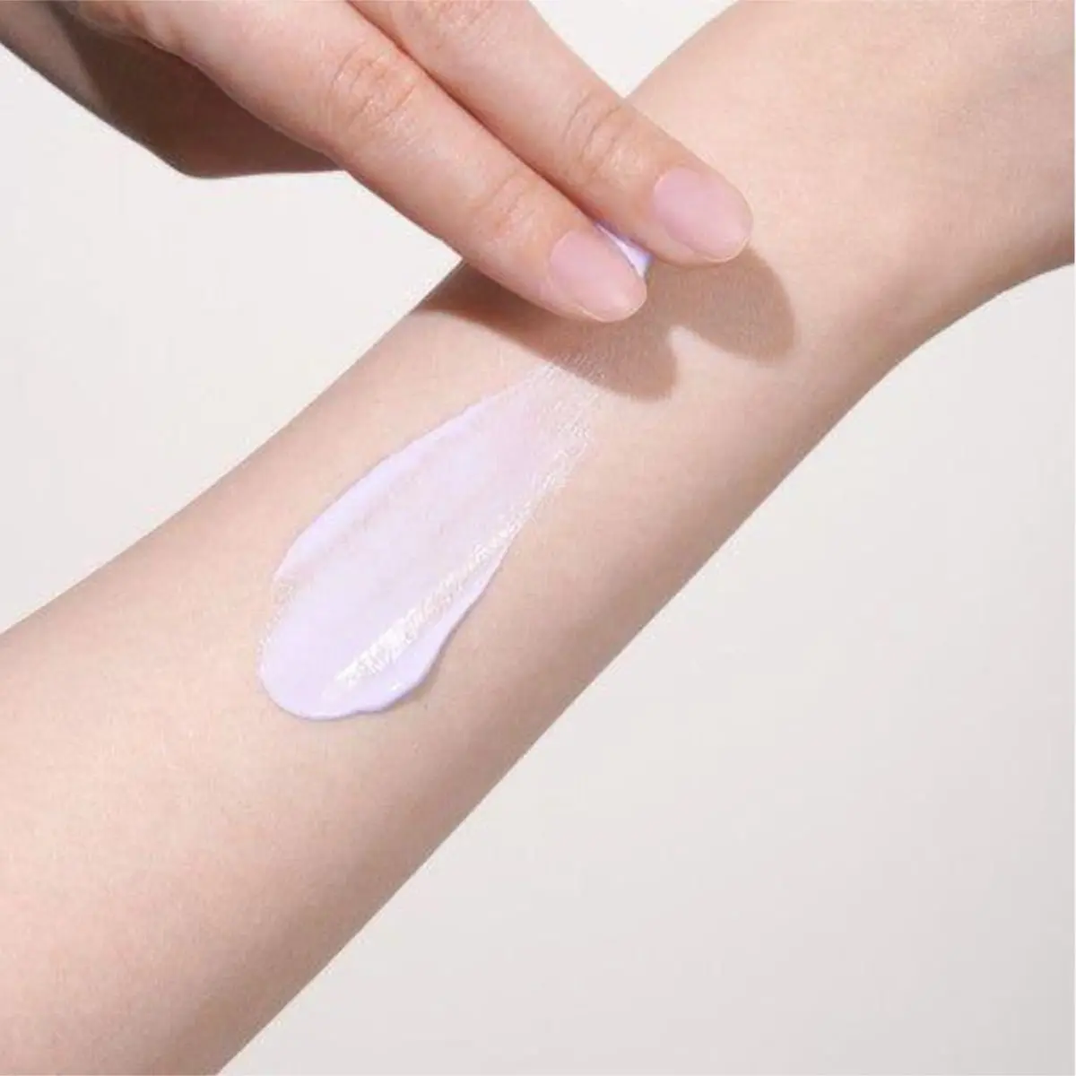 Isntree - Onion Newpair Sunscreen - Image 5